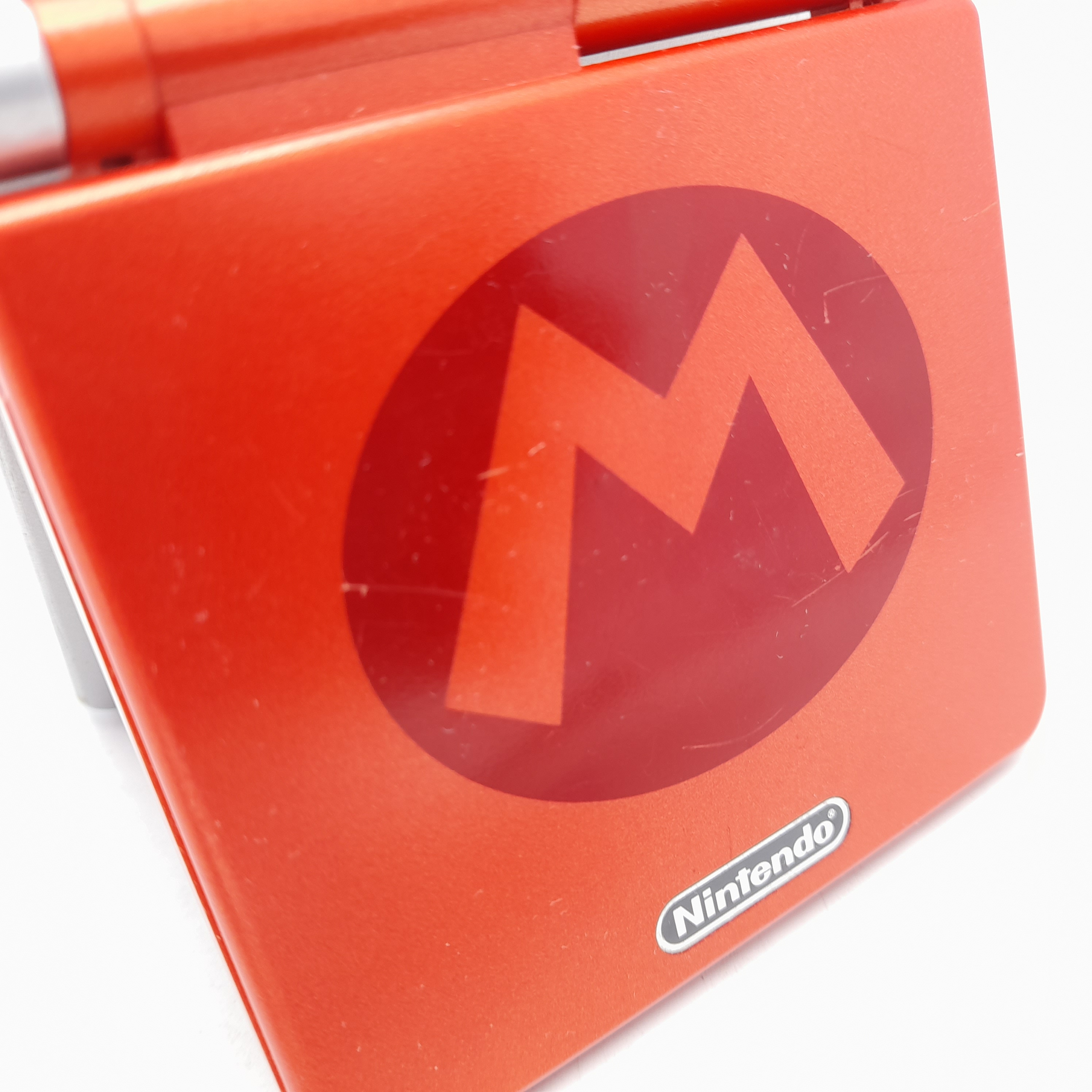 Foto van Game Boy Advance SP Mario Limited Edition - Mooi