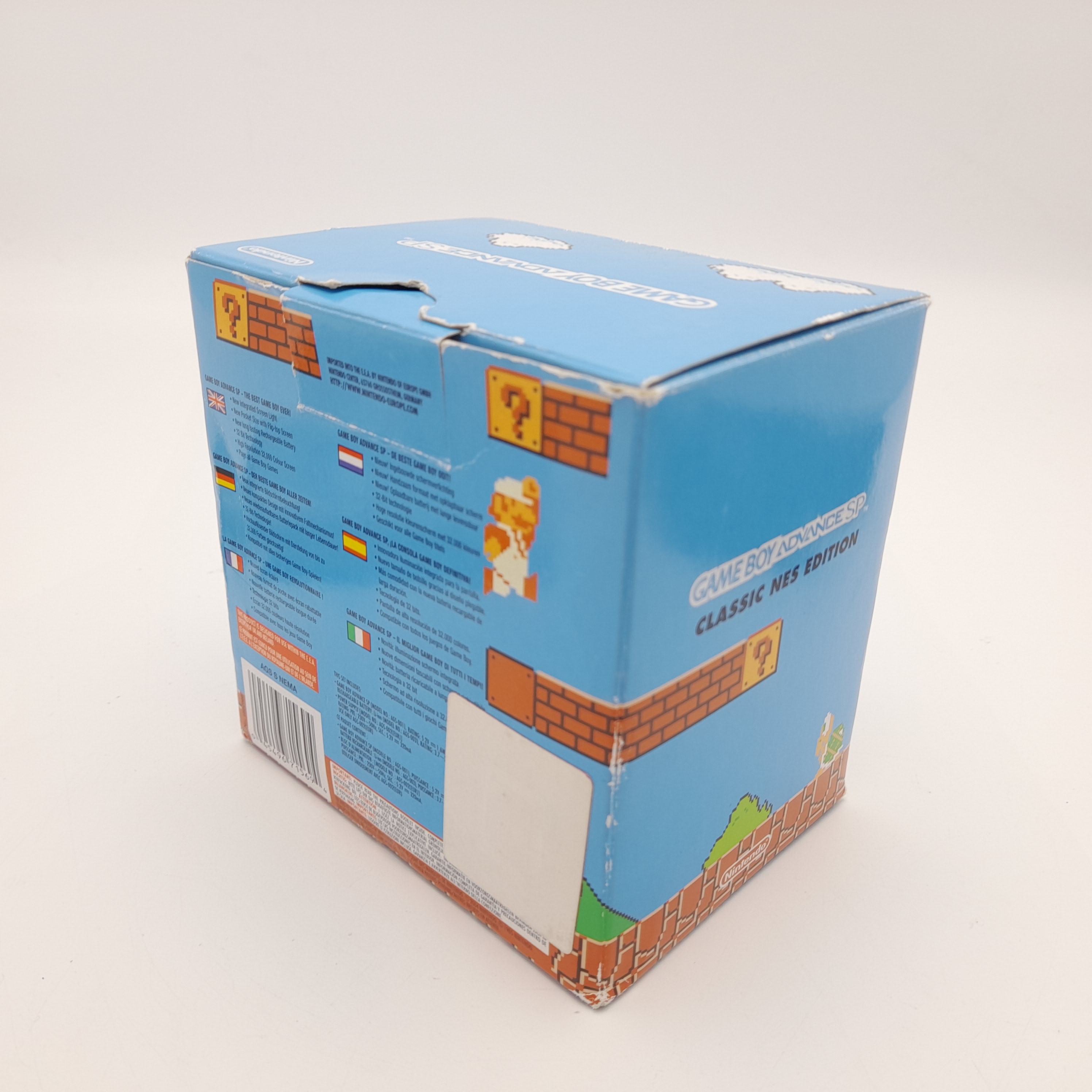 Foto van Game Boy Advance SP NES Classic Design - Zeer Mooi and in Doos